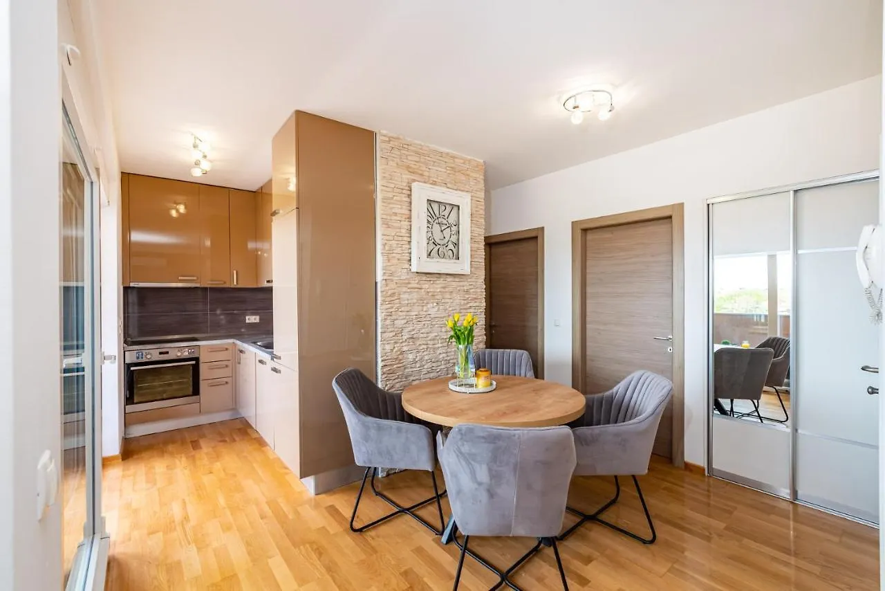 Lipotica - Luxury, With Sea View Apartment Nin 0*,
