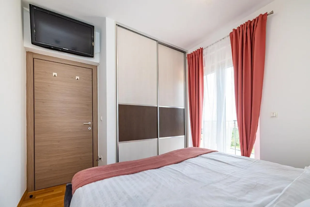 Lipotica - Luxury, With Sea View Apartment Nin 0*,