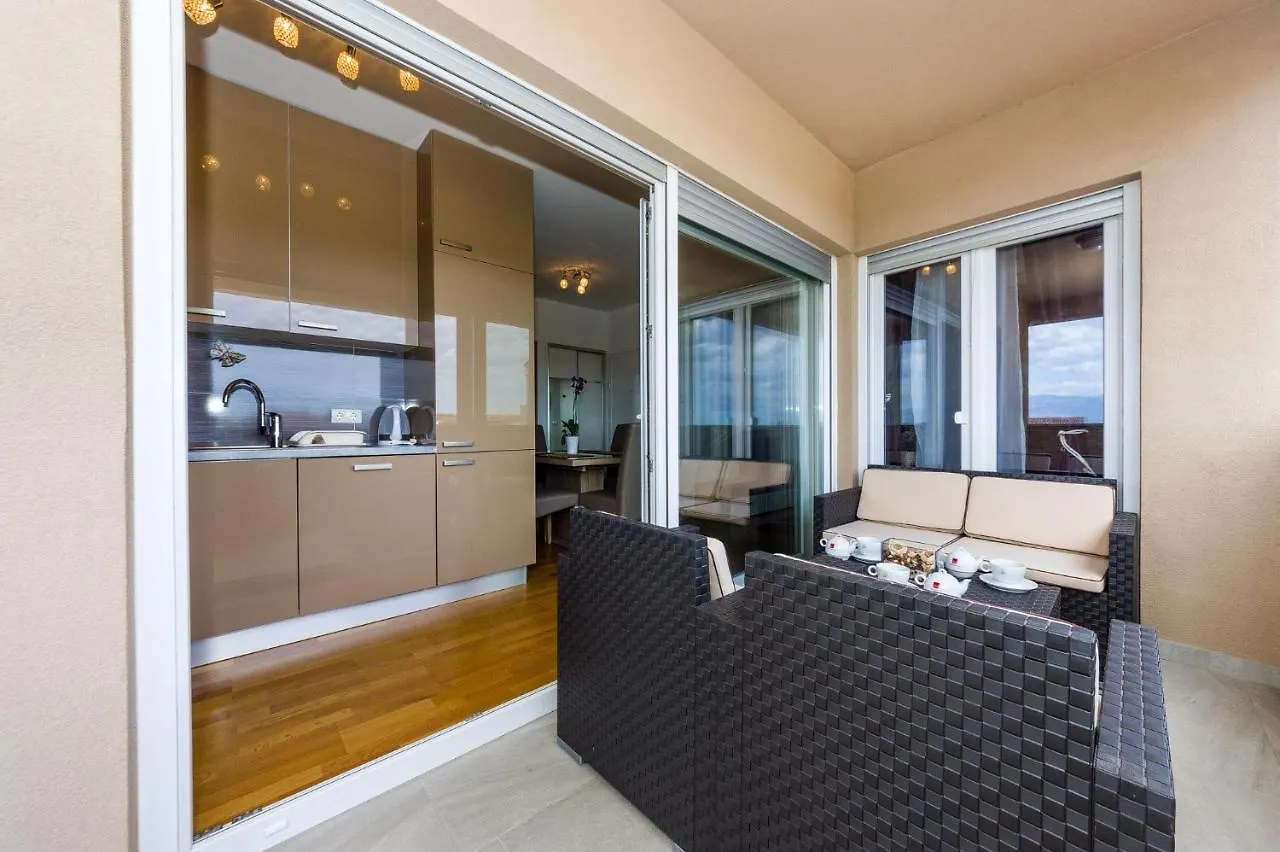 Lipotica - Luxury, With Sea View Apartment Nin
